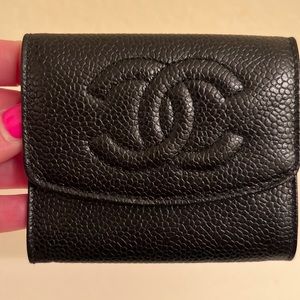 Chanel small and thin wallet